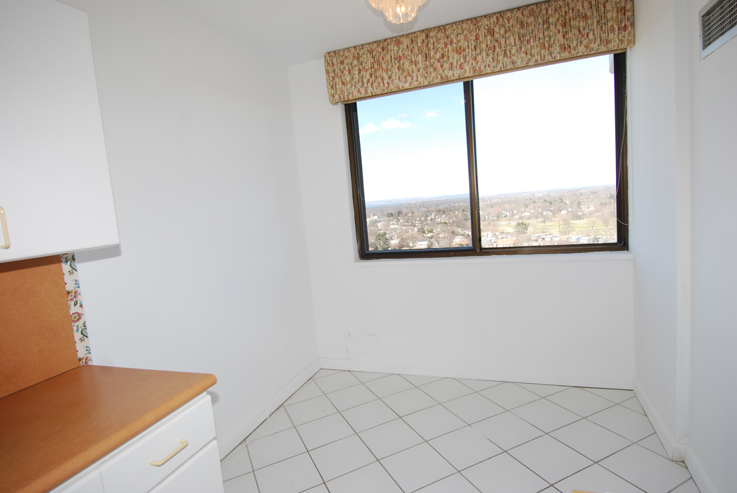 North Shore Towers Apartment