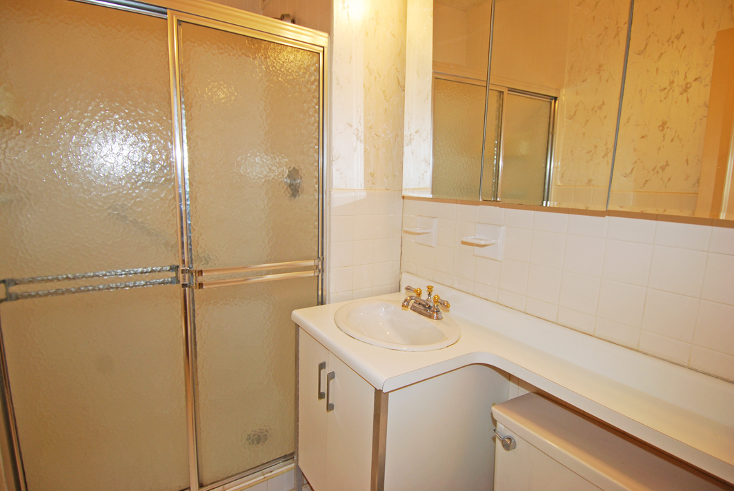 North Shore Towers Apartment