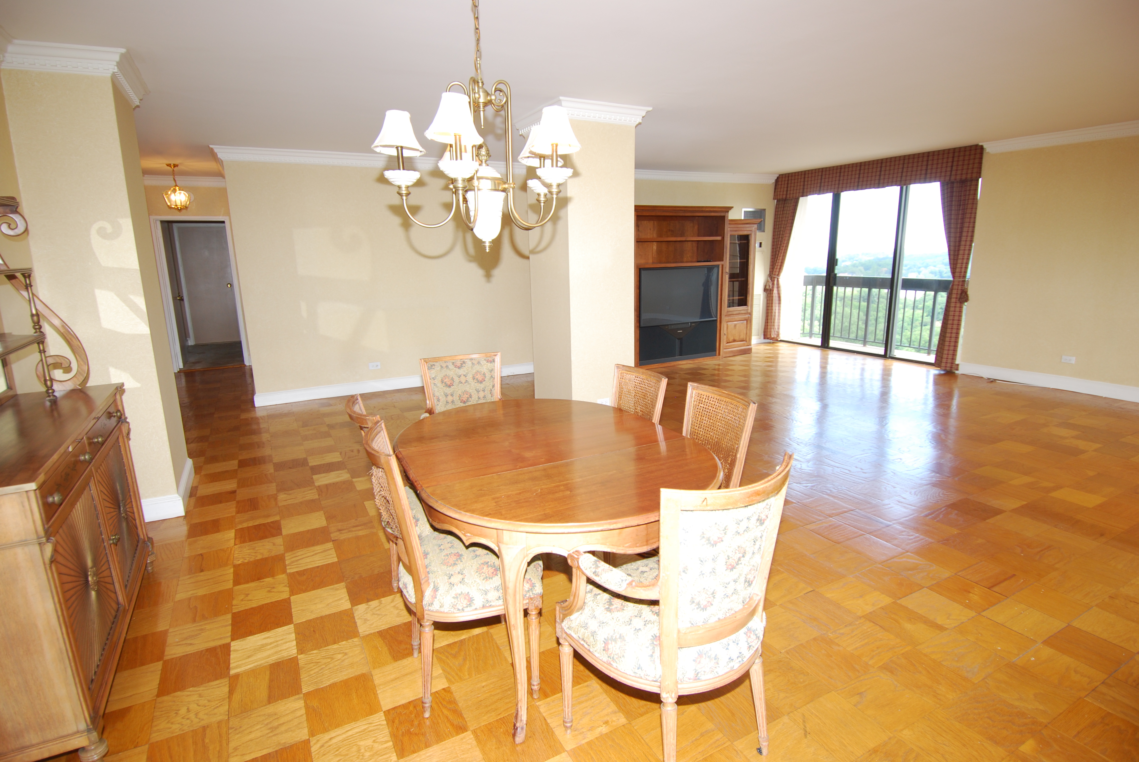 North Shore Towers Apartment