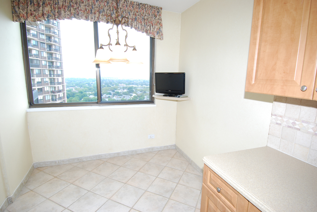 North Shore Towers Apartment