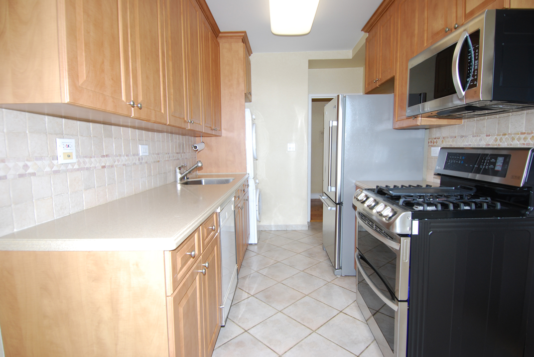 North Shore Towers Apartment