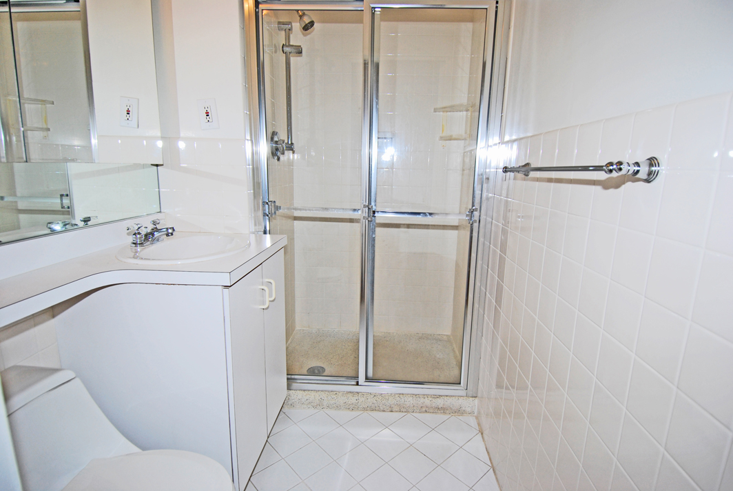 North Shore Towers Apartment