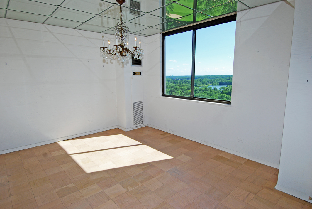 North Shore Towers Apartment