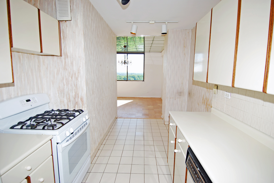 North Shore Towers Apartment