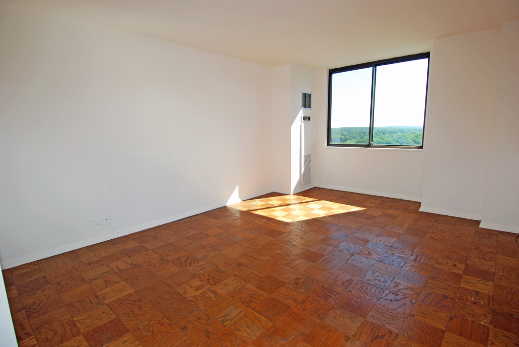 North Shore Towers Apartment