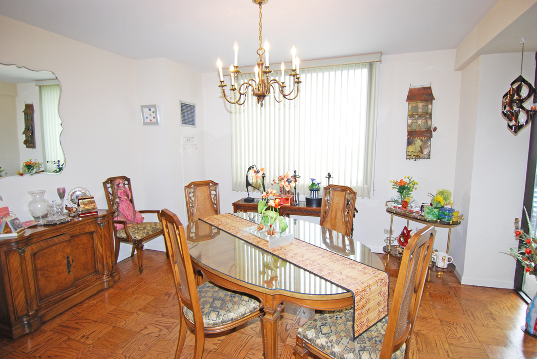 North Shore Towers Apartment