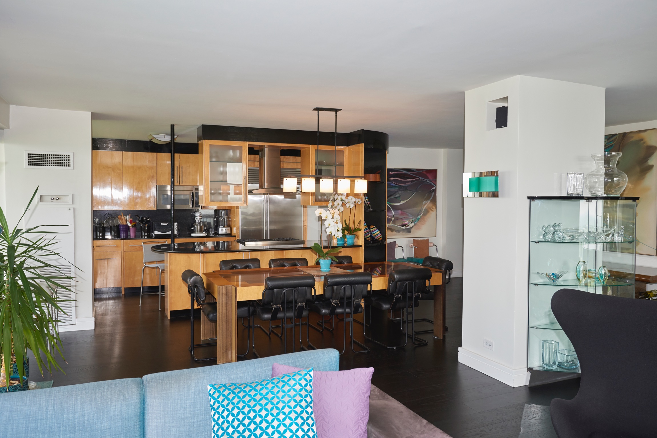 North Shore Towers Apartment