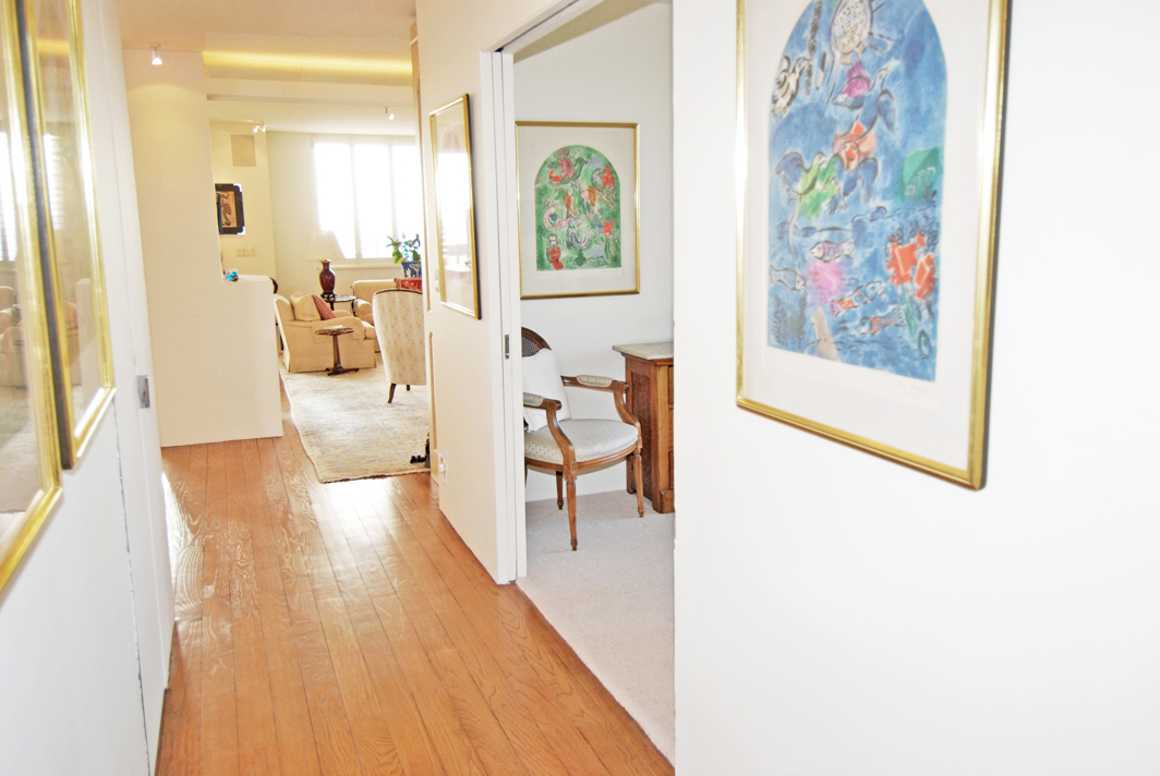 North Shore Towers Apartment