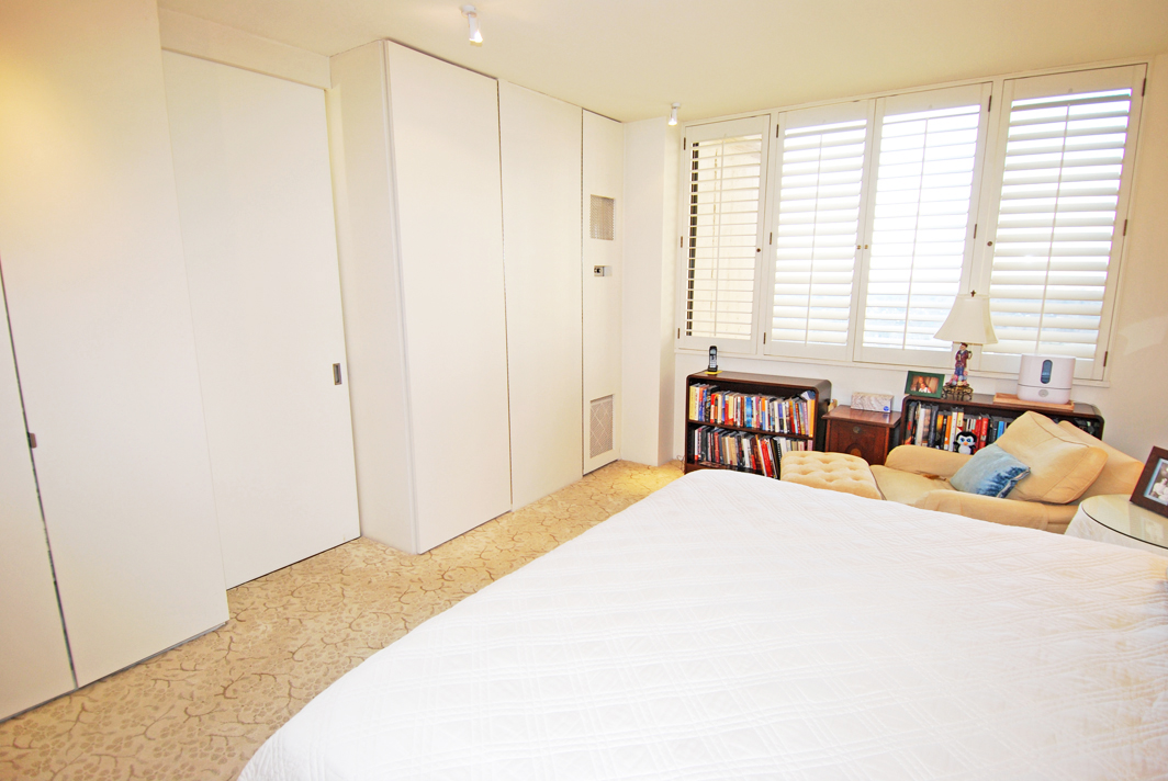 North Shore Towers Apartment