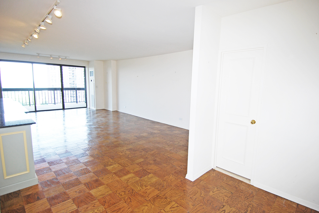 North Shore Towers Apartment