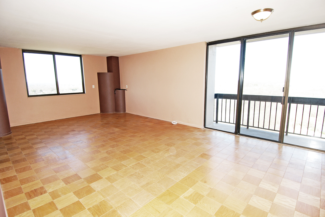 North Shore Towers Apartment