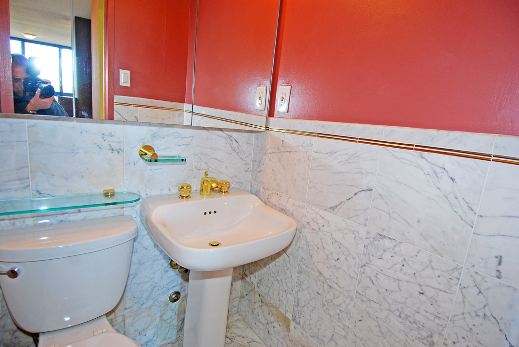 North Shore Towers Apartment