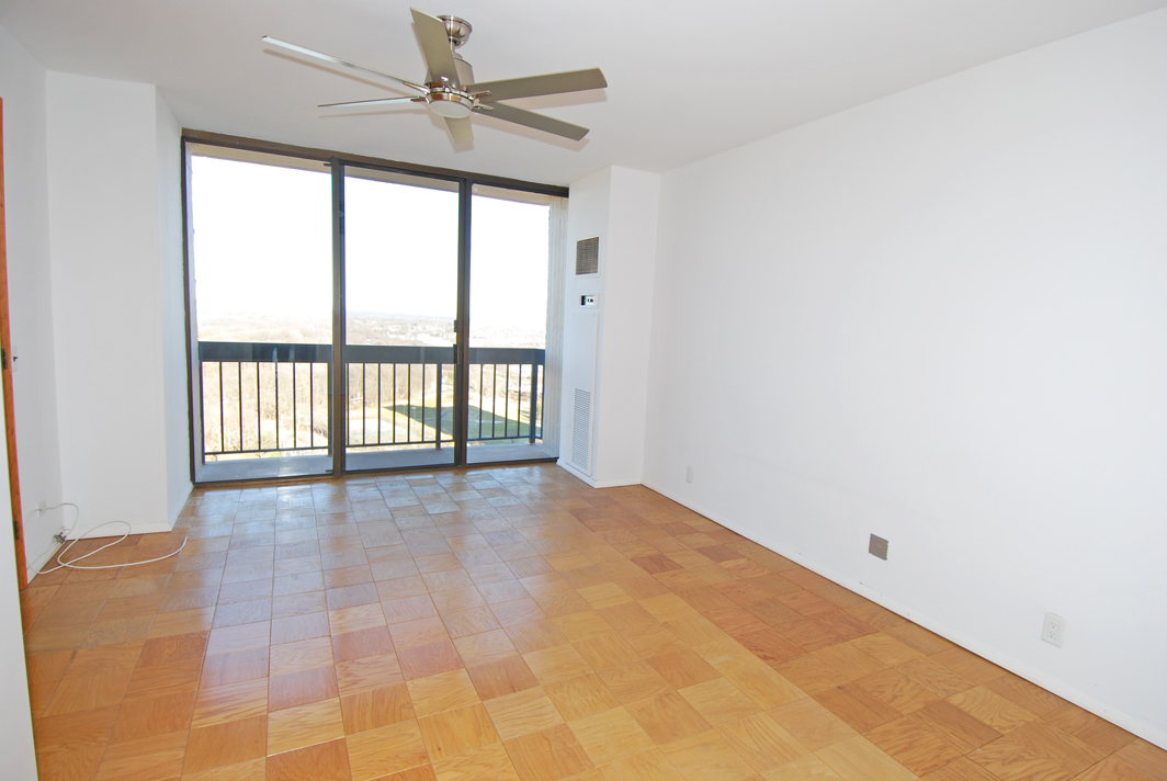 North Shore Towers Apartment