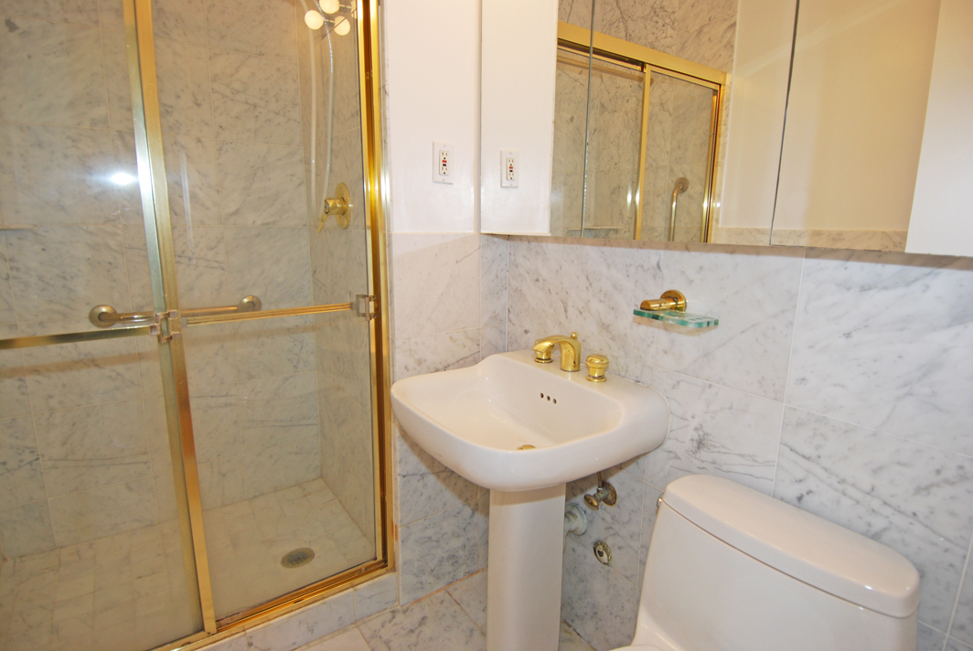 North Shore Towers Apartment