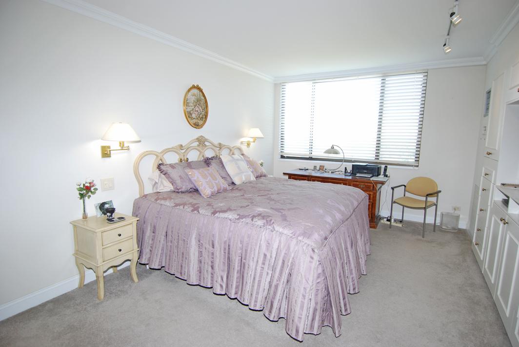 North Shore Towers Apt.