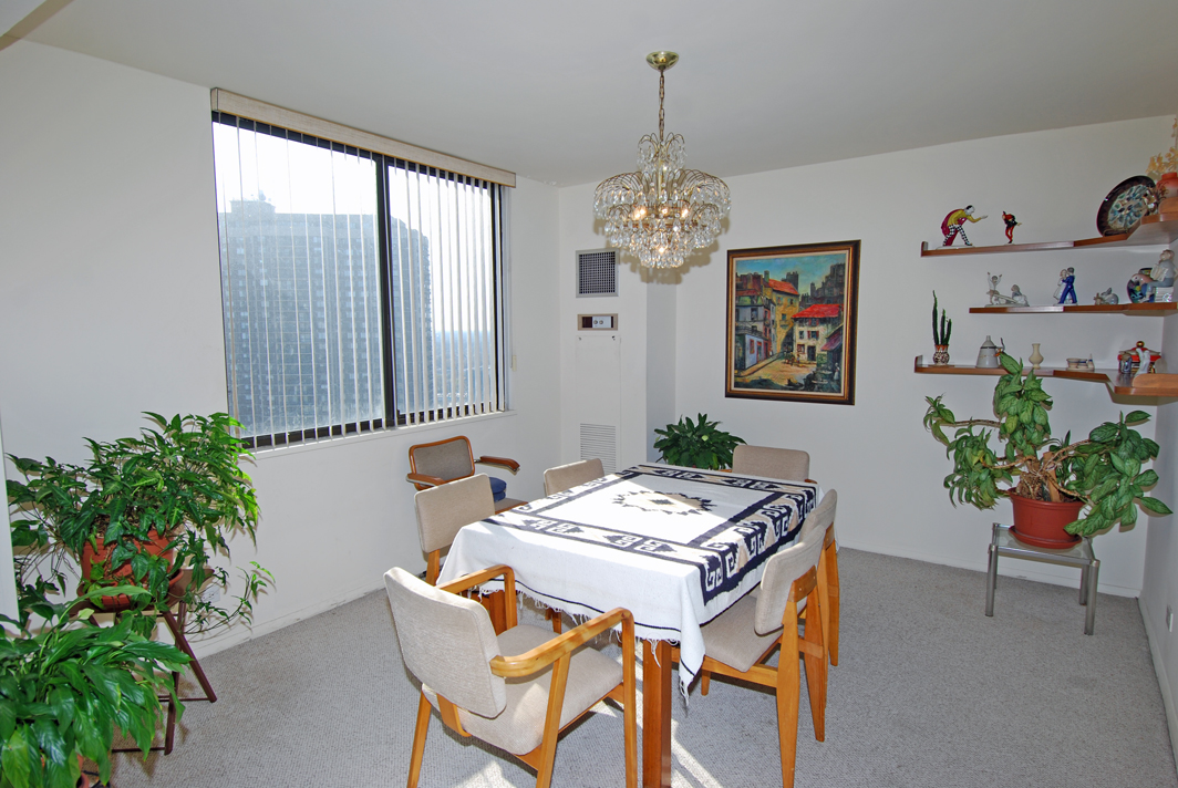 North Shore Towers Apartment