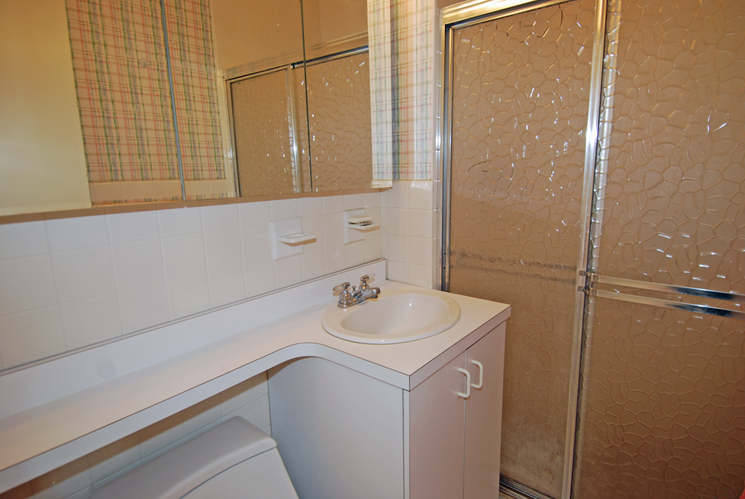 North Shore Towers Apartment