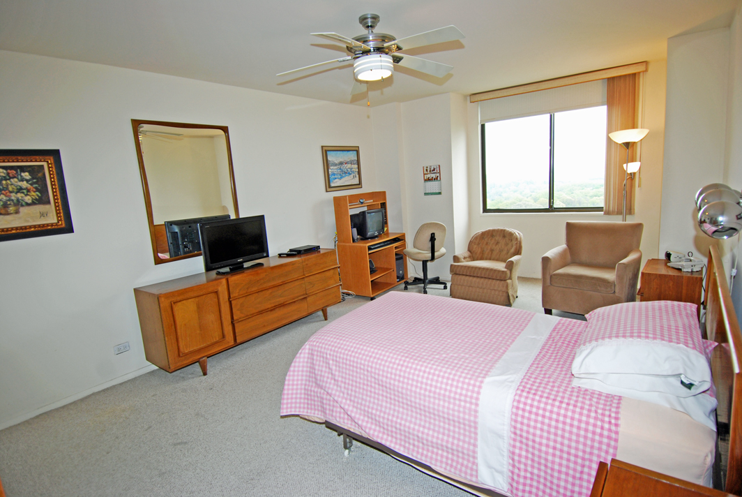 North Shore Towers Apartment