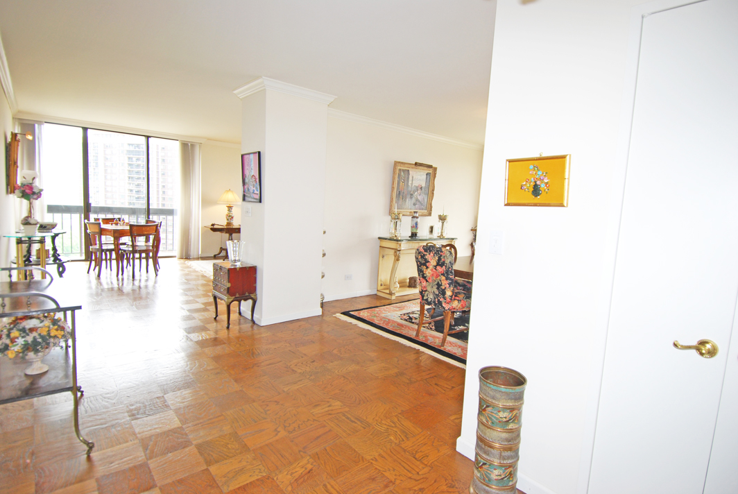 North Shore Towers Apartment