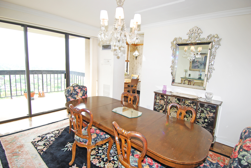 North Shore Towers Apartment