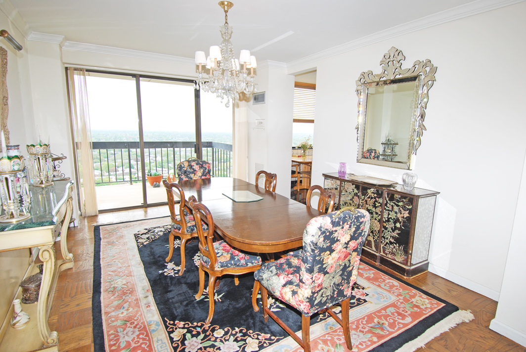 North Shore Towers Apartment