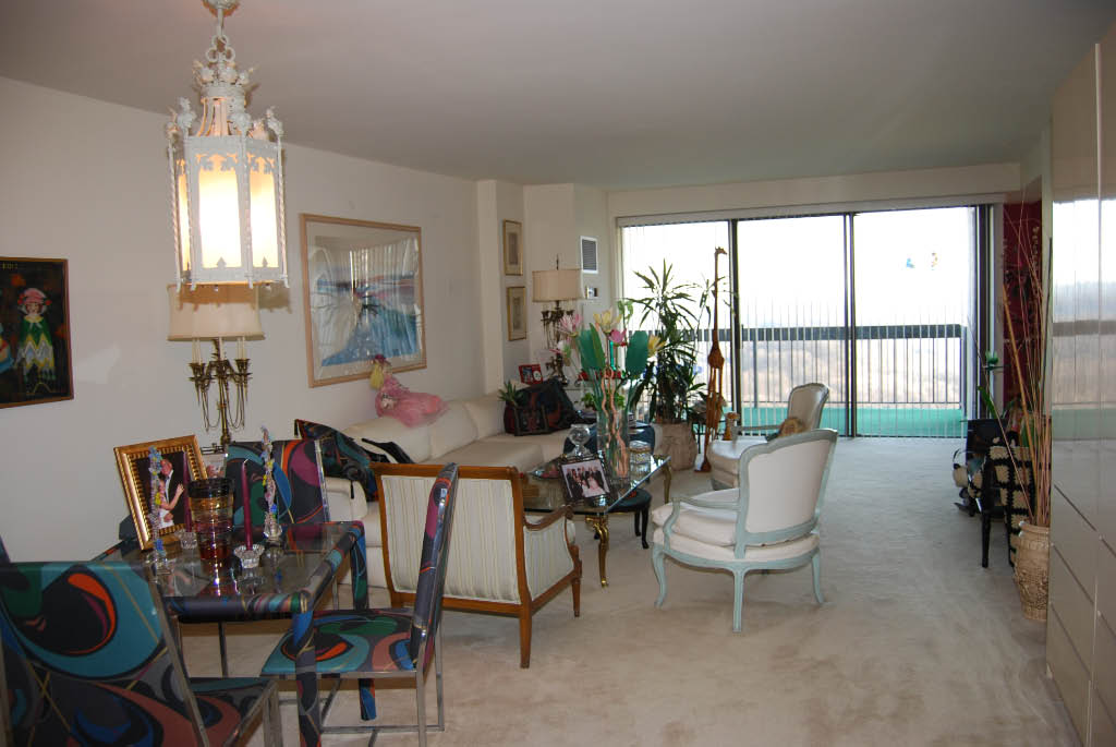 North Shore Towers Apt.