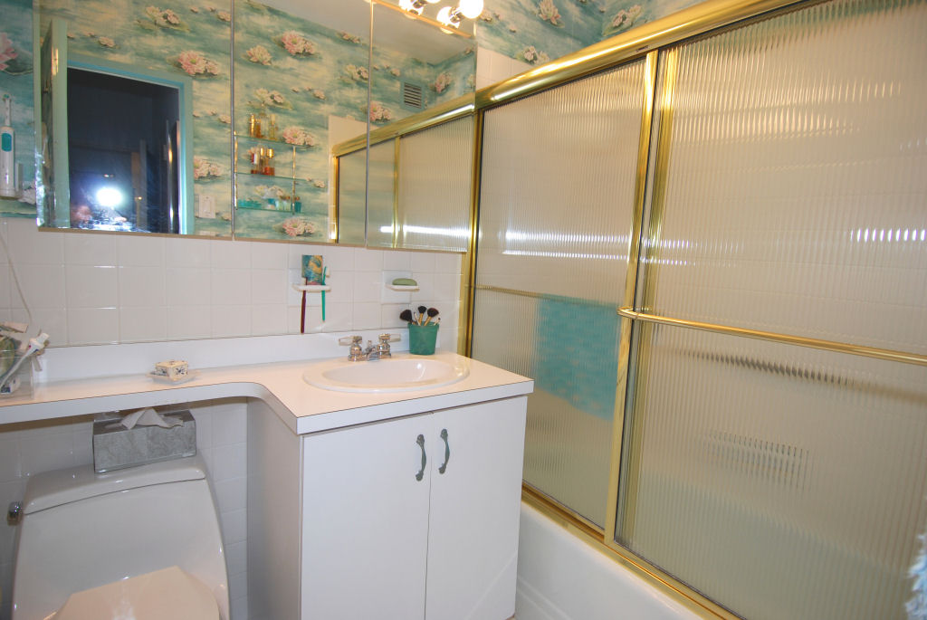 North Shore Towers Apt.