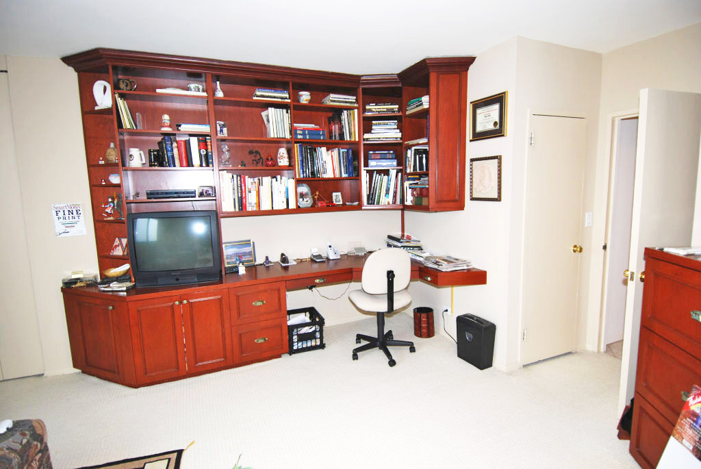 North Shore Towers Apartment