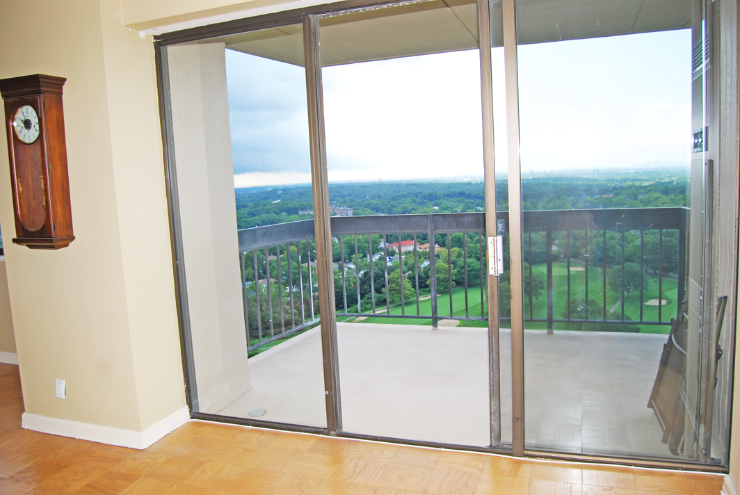 North Shore Towers Apt.