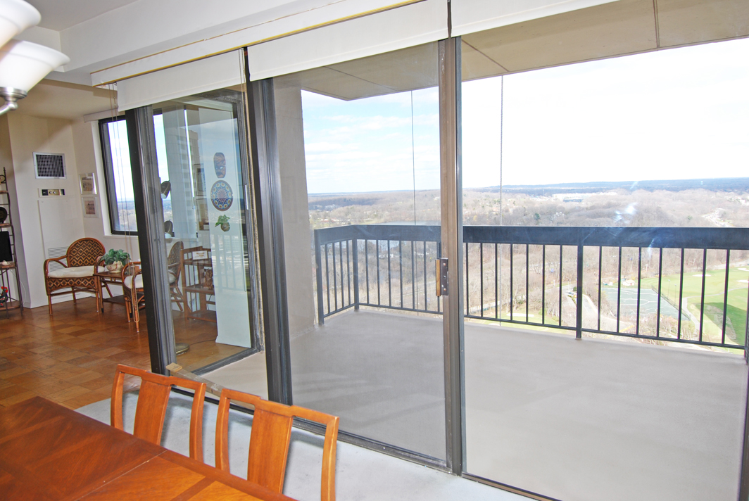 North Shore Towers Apartment