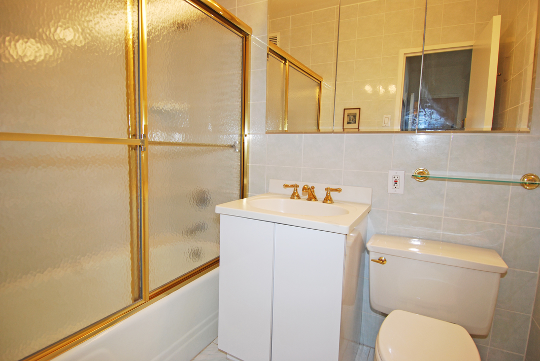 North Shore Towers Apartment