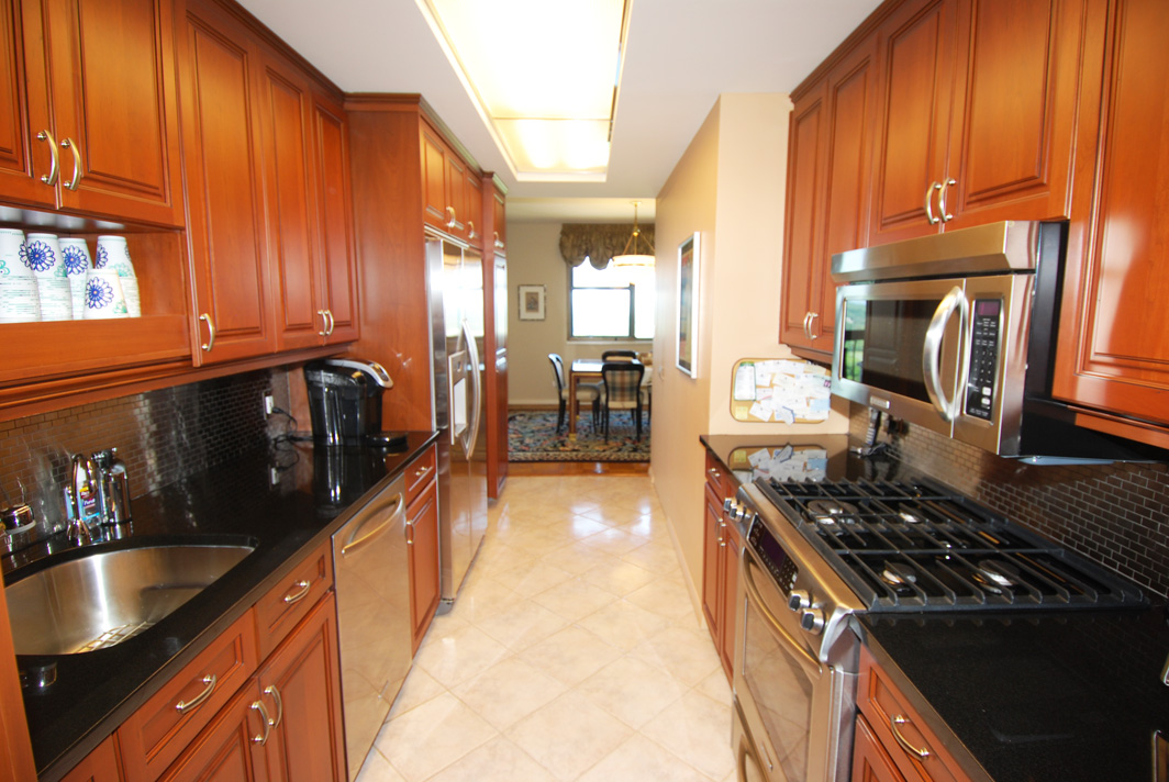 North Shore Towers Apartment