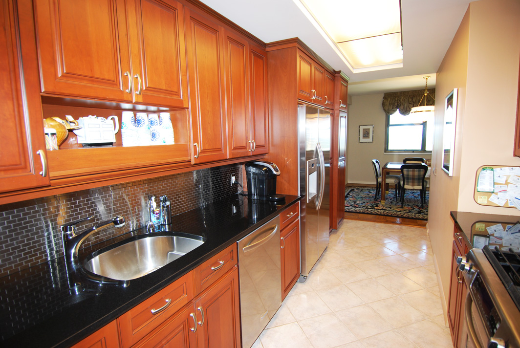 North Shore Towers Apartment