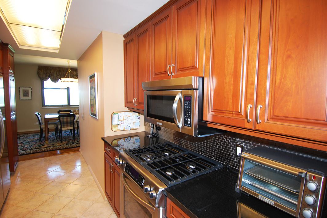 North Shore Towers Apartment