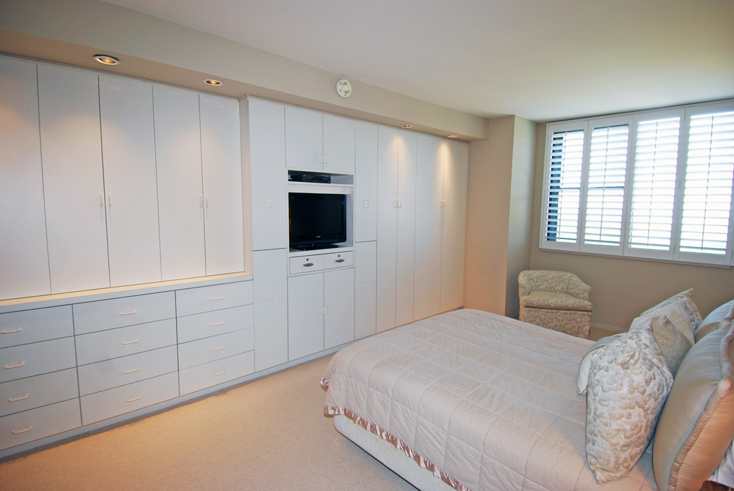 North Shore Towers Apartment