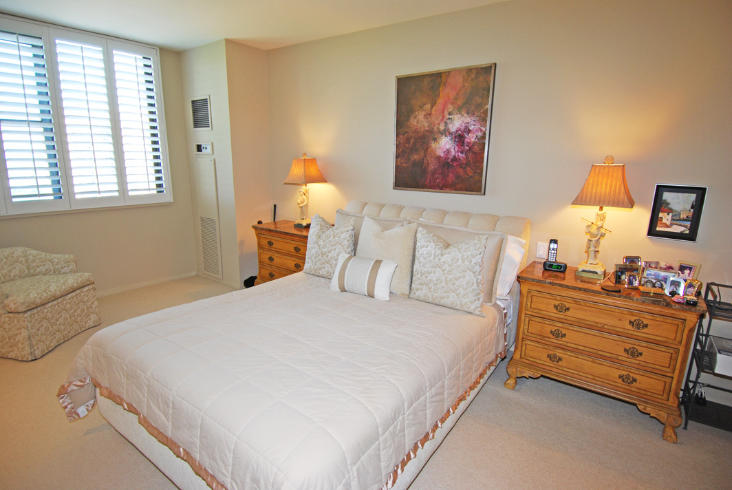 North Shore Towers Apartment