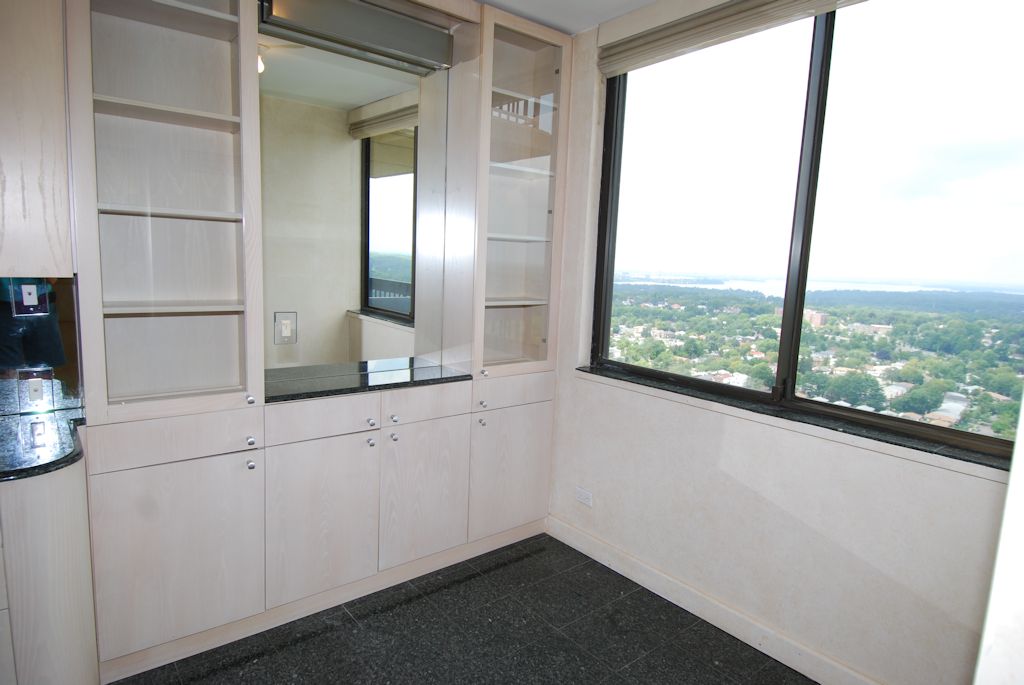 North Shore Towers Apartment