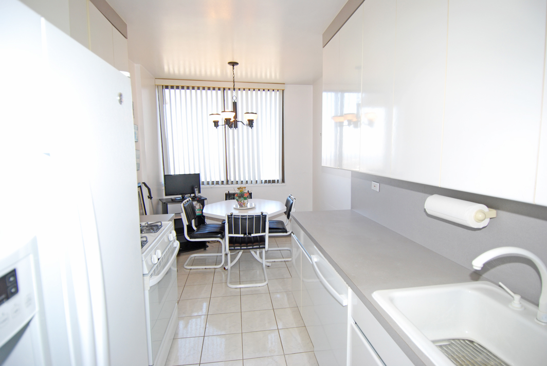 North Shore Towers Apartment