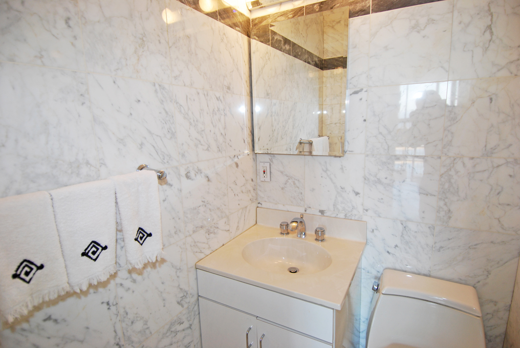 North Shore Towers Apartment