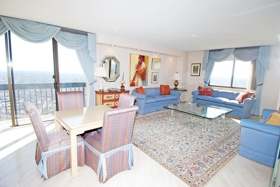 North Shore Towers Apartment