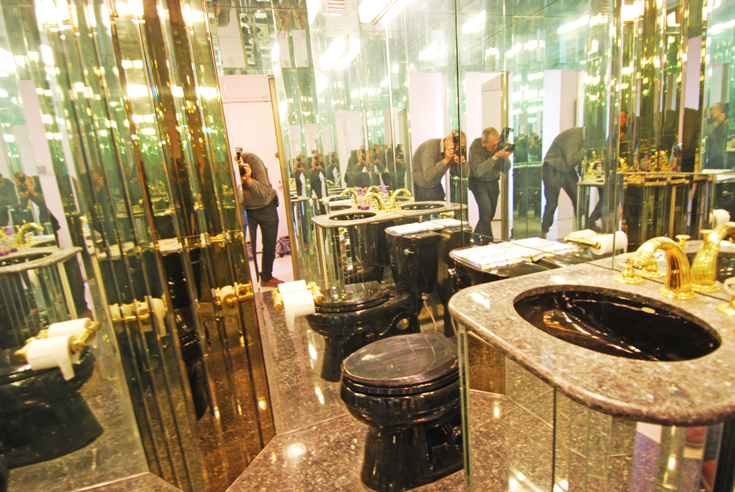 North Shore Towers Apartment