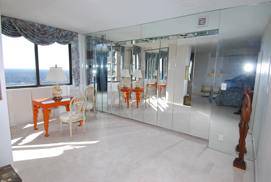 North Shore Towers Apartment