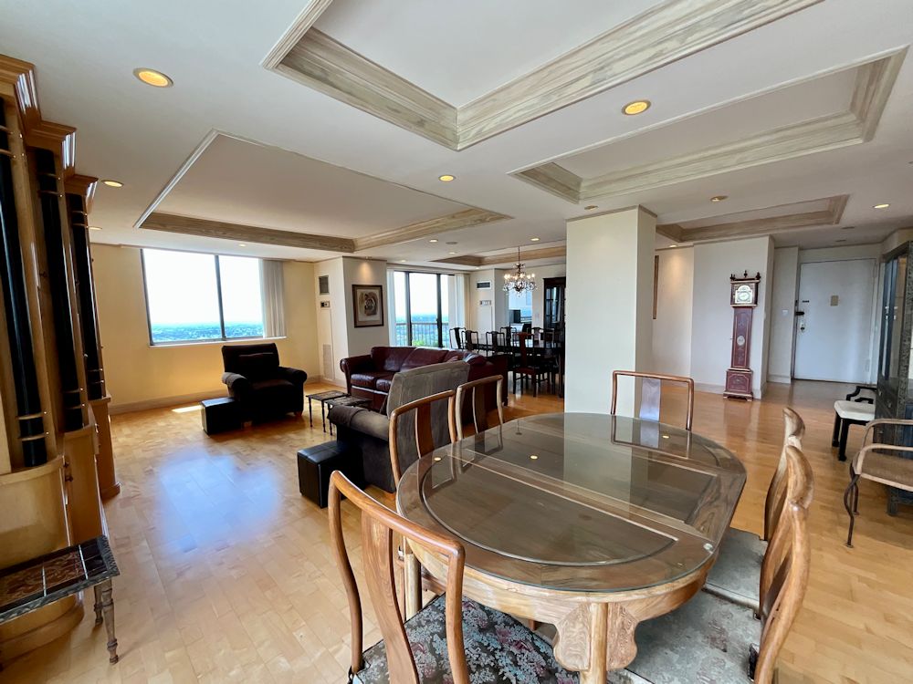 North Shore Towers Apartment