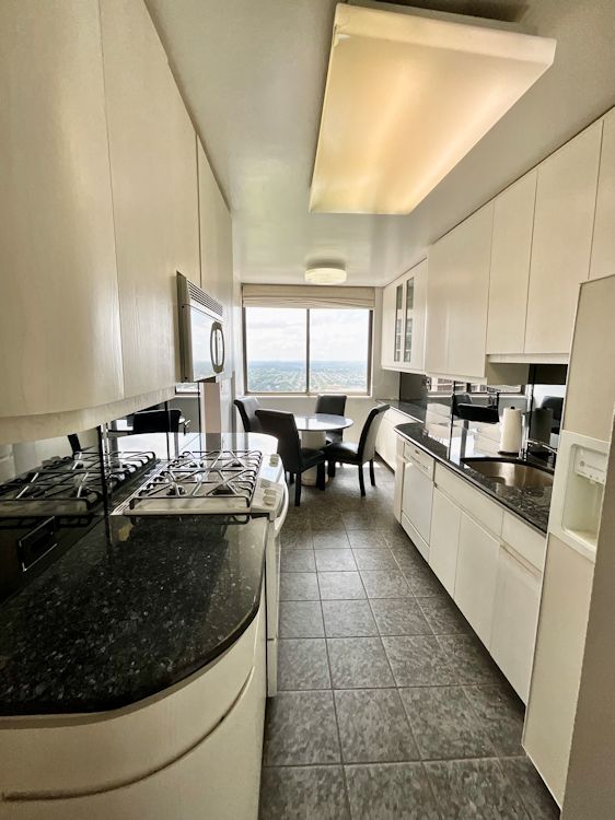 North Shore Towers Apartment