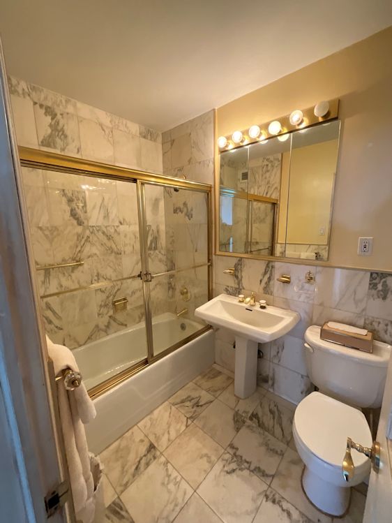 North Shore Towers Apartment