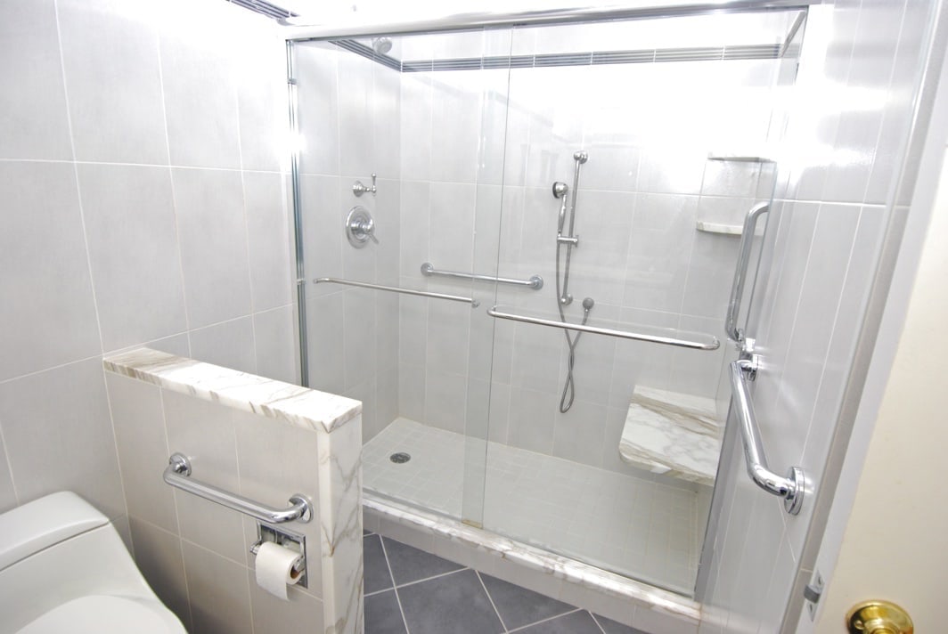 North Shore Towers Apt.