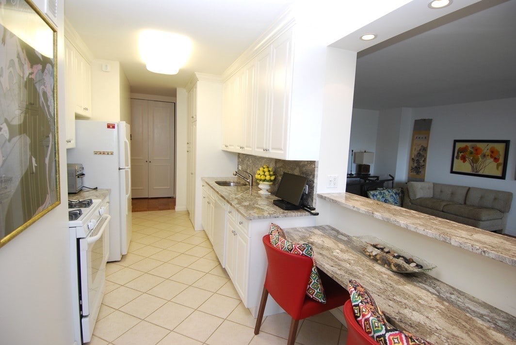 North Shore Towers Apt.