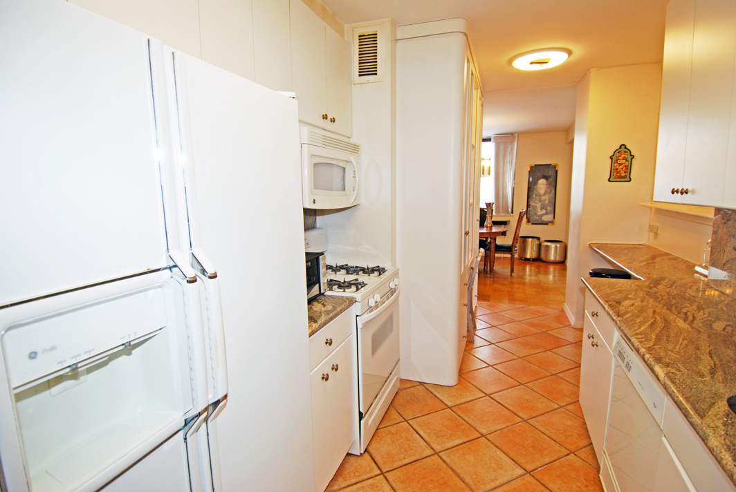 North Shore Towers Apartment