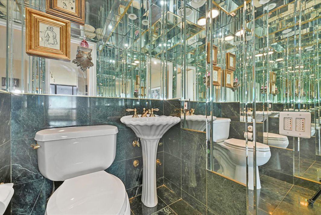 North Shore Towers Apt.