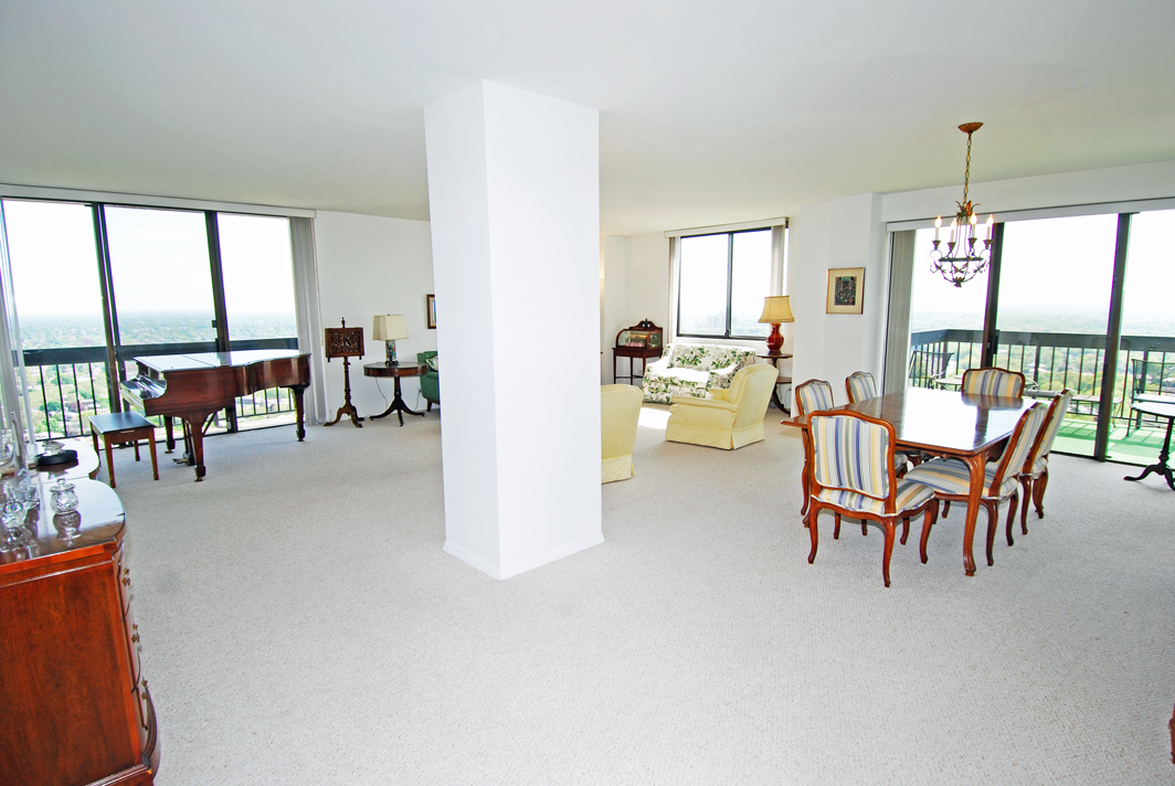 North Shore Towers Apartment